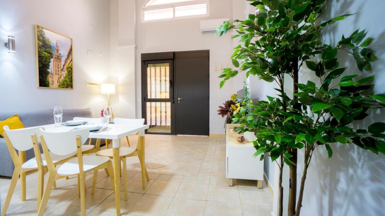 Rentalsevilla Escuelas Pias Екстер'єр фото
