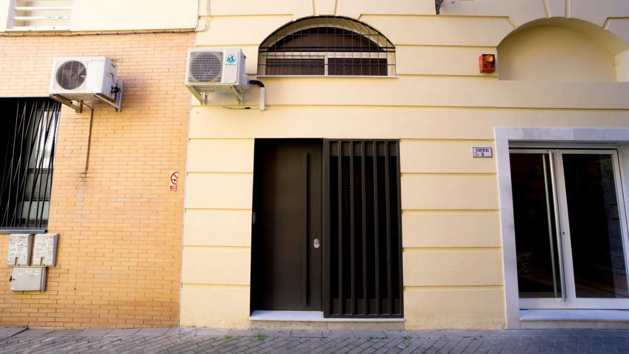 Rentalsevilla Escuelas Pias Екстер'єр фото